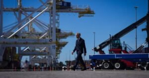 Read more about the article Carney says B.C. port expansion necessary to boost exports, independence