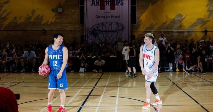 You are currently viewing Simu Liu, Jeremy Lin bring hoops, hope to Markham