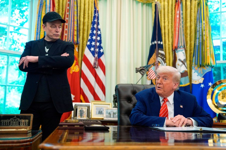 You are currently viewing Musk on his involvement in politics: ‘I got carried away’