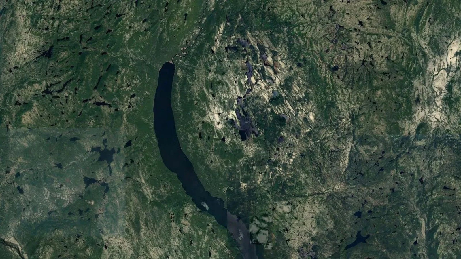Read more about the article A massive crater was spotted on Google Earth. It could be a scar from an ancient meteorite impact