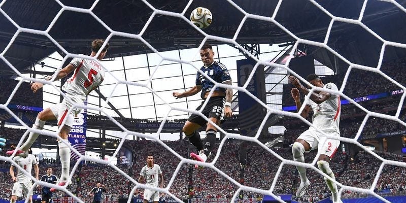 Read more about the article What happens when AI starts gambling on soccer?