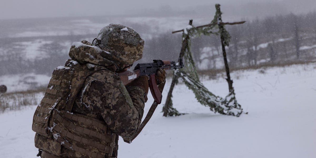 You are currently viewing Ukrainian infiltration missions get a lot harder when winter strips away their cover, special operator says