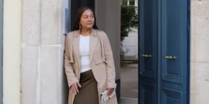 Read more about the article I moved to Paris 2 years ago. My dream career is still on hold, and I often question if I truly belong here.