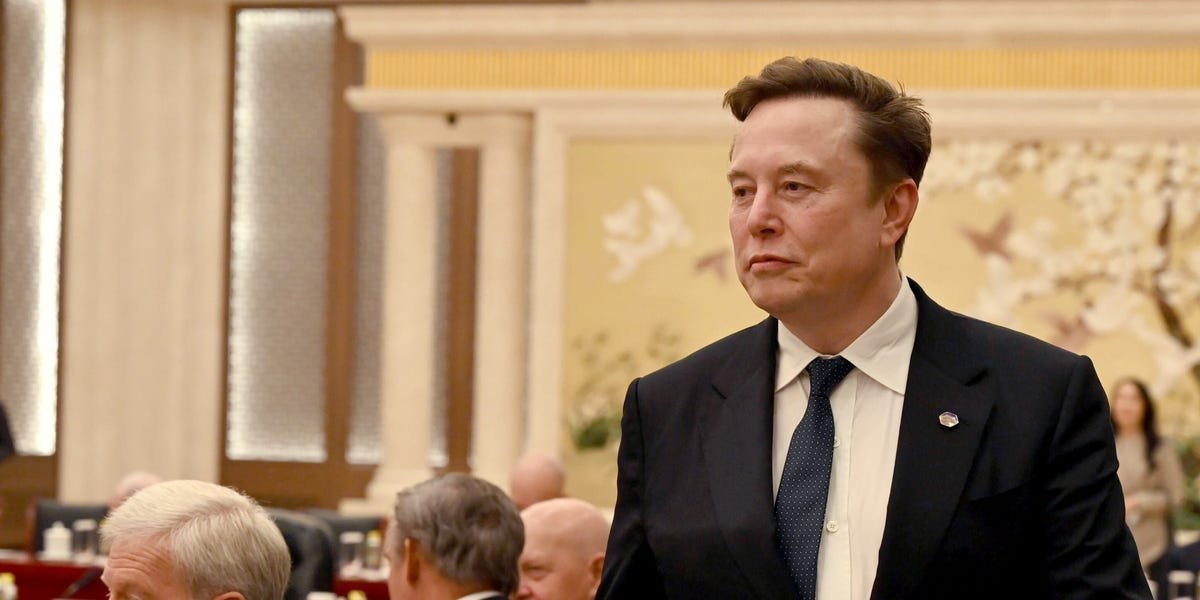 Read more about the article Elon Musk’s posts about making an espresso in FSD are being scrutinized in a Tesla investigation