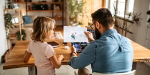 Read more about the article I passed up promotions for a 4-day workweek. Spending time with my kids is more important.