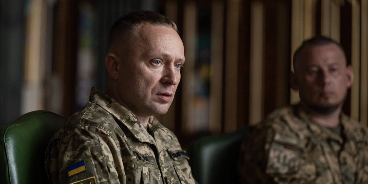 You are currently viewing Ukrainian troops are pinning their hopes on a new top general after losing their star defense minister