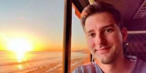 Read more about the article I’ve purchased Amtrak’s USA Rail Pass 3 times. Most rides are slow and uncomfortable, but I can’t wait to buy it again.