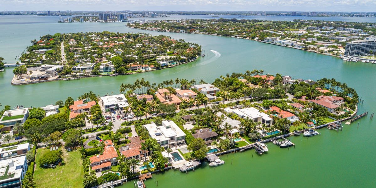 You are currently viewing Miami is now the second-most expensive metro area in the US. These CEOs are fueling its billionaire boom.