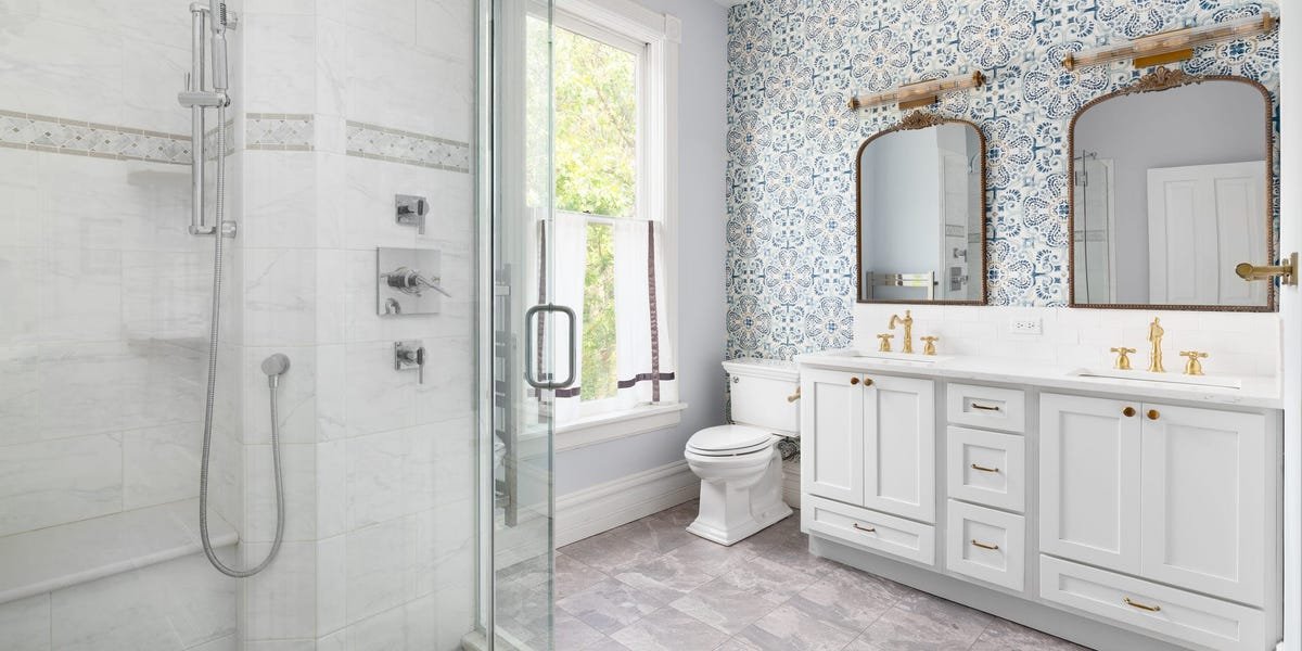 Read more about the article 11 things to get rid of in your bathroom, according to interior designers