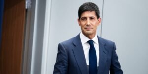 Read more about the article Market moves and ‘a good family fight:’ top takeaways from the July Fed meeting