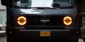 Read more about the article Amazon is investing $1B in a hot new tech role. Here’s what the job entails.
