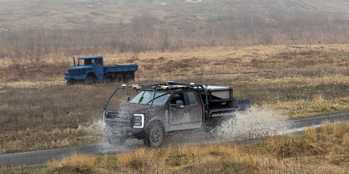 You are currently viewing The US Army is exploring robotic F-250 pickups. The company behind them sees future mine hunters and breachers.
