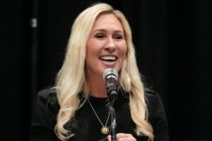 Read more about the article Greene, Brian Glenn marry in Vegas