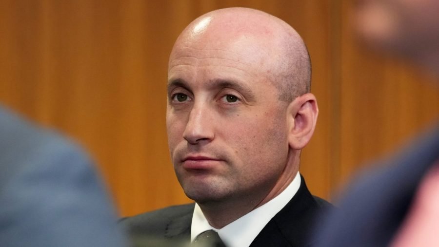 You are currently viewing Trump, Miller use migrant crisis in Spain as midterm warning