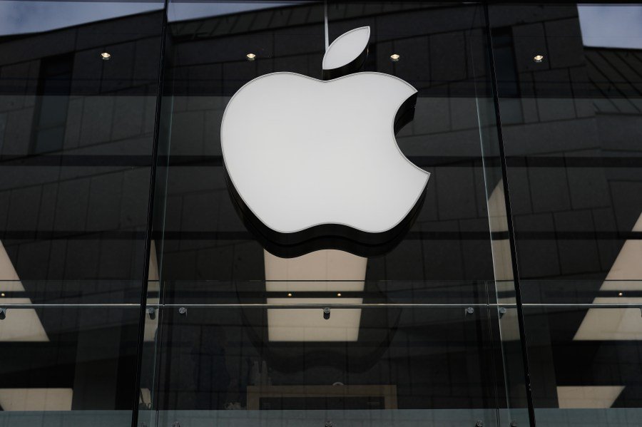 You are currently viewing Apple tops Nvidia as world’s most valuable company