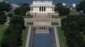 Read more about the article DOJ will drop Reflecting Pool criminal case, citing ‘flawed installation’ 