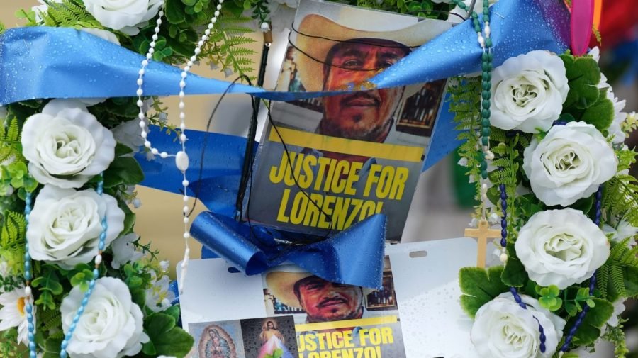 Read more about the article Texas DA says substances found after fatal ICE shooting were not drugs