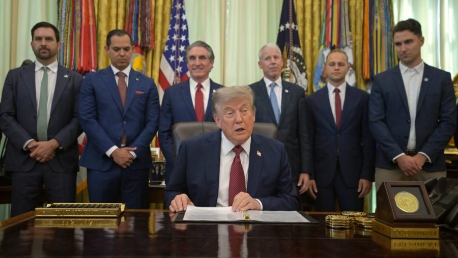 You are currently viewing Trump says ‘nobody got out ahead’ on Saudi nuclear deal despite Abraham Accords twist