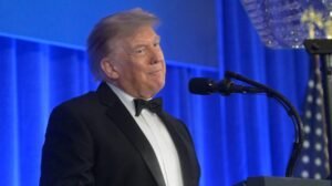 Read more about the article Live updates: US, Iran back off attacks; Trump heads to Michigan to tout manufacturing