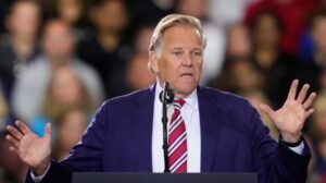 Read more about the article Rogers holds double-digit lead over El-Sayed, tied with Stevens in Michigan Senate poll