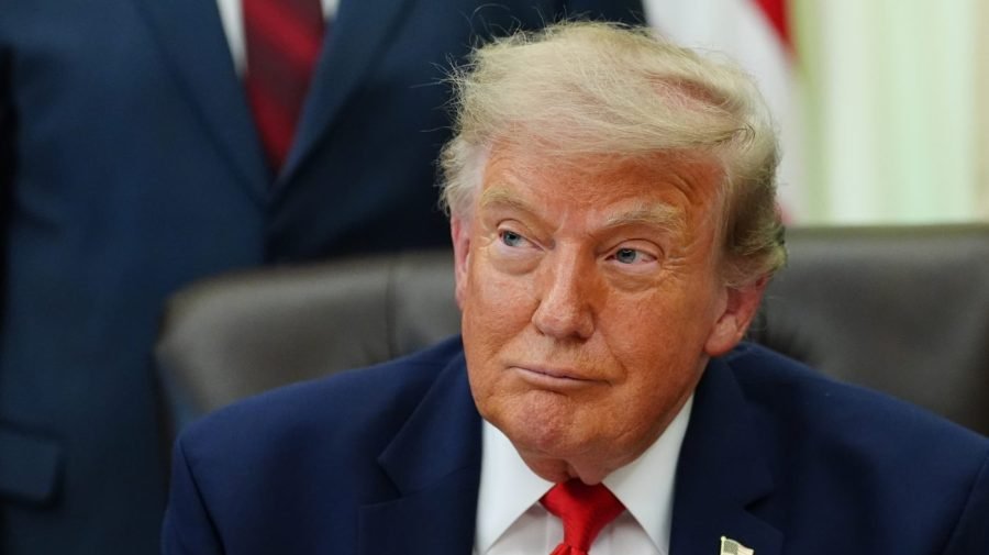 You are currently viewing Trump says he ‘respects’ Biden’s pardon of Fauci