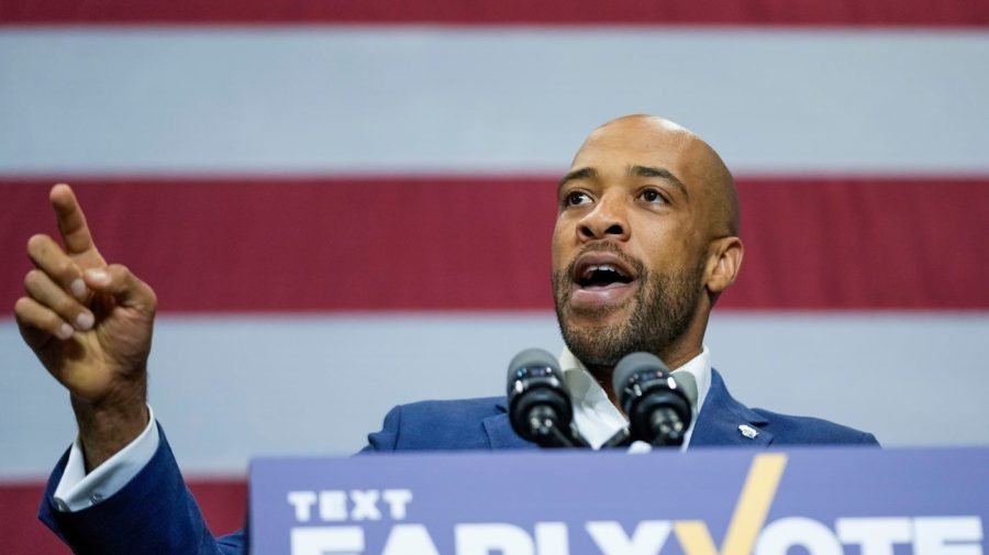 You are currently viewing Mandela Barnes drops out of Wisconsin governor’s race