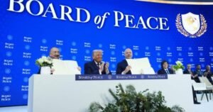 Read more about the article Hamas says it agrees to disarm after Trump announces Gaza peace proposal