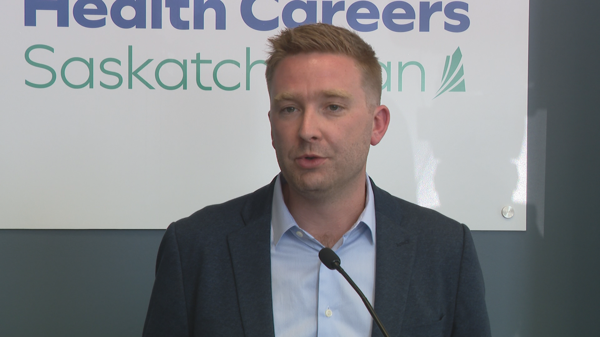 You are currently viewing Saskatchewan says health-care recruitment plan paying off, opposition questions results