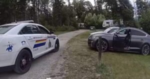 Read more about the article Unlicensed Alberta driver caught speeding 230 km/h near Fairmont Hot Springs
