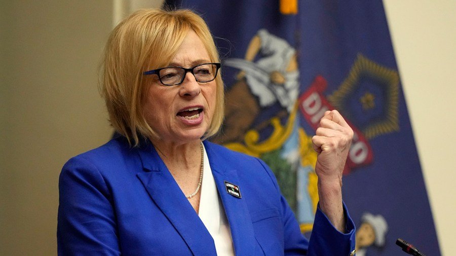 You are currently viewing Mills declines to endorse Jackson in Maine Senate race