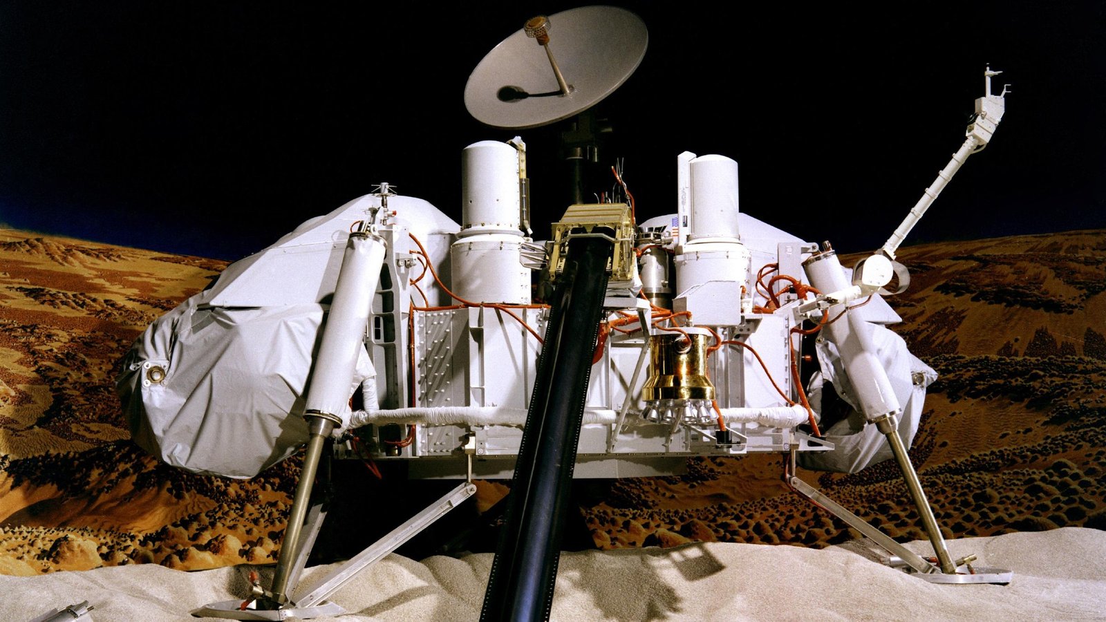 You are currently viewing This Week In Space LIVE: The Viking Mars landings 50 years later
