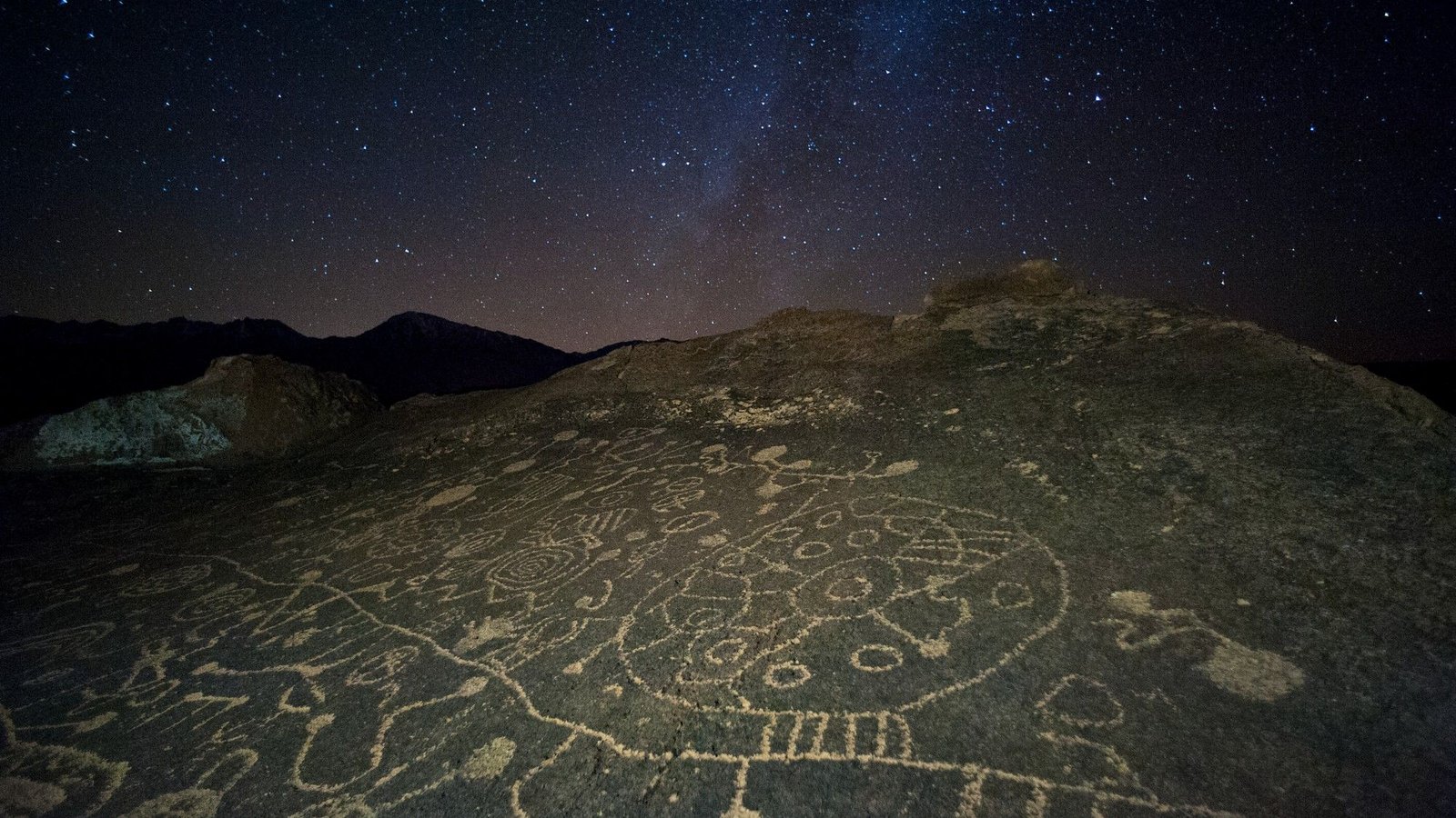 You are currently viewing Are we overlooking signs of alien life that aren’t technological or biological? ‘Bread would be a signature of intelligence’