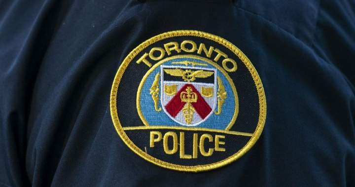 You are currently viewing Man wanted in alleged elaborate fortune teller scam, Toronto police say