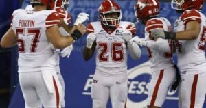 Read more about the article Stampeders stomp on Blue Bombers 52-30
