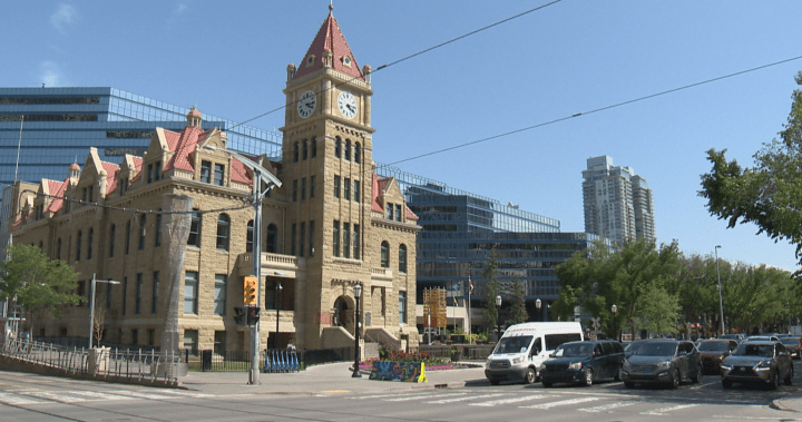 You are currently viewing Questions over property taxes loom as Calgary officials craft next 4-year budget