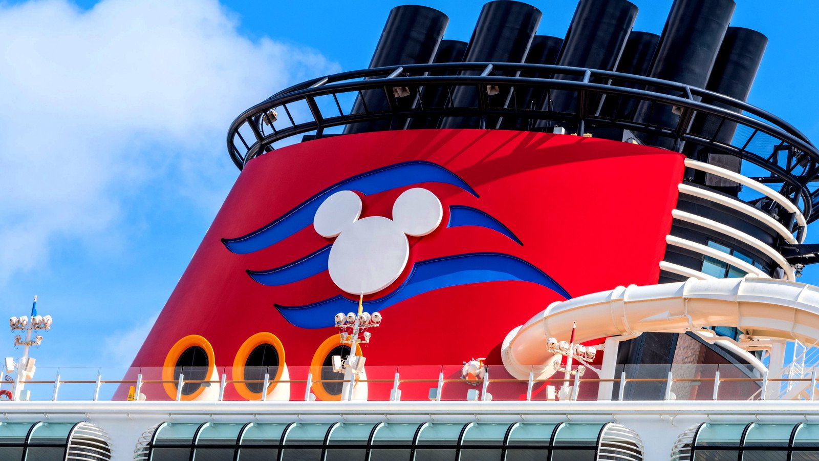 You are currently viewing Disney Cruise Line Crew Member Accused Of Poisoning Employee While Dream Ship Docked In Spain
