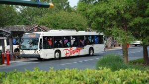 Read more about the article Disney World Exit Ramp Toward Buena Vista Drive Closes for Nearly Two Hours After Park Bus Catches Fire