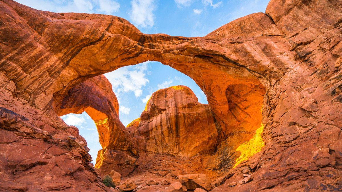You are currently viewing Arches National Park Just Killed Its Reservation System & Visitors Are Walking Into Chaos