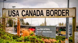 Read more about the article Canada Updates U.S. Travel Advisory With Strict Border Entry Rules Warning