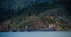 Read more about the article Father, son charged with kidnapping U.S. Forest Service workers at gunpoint