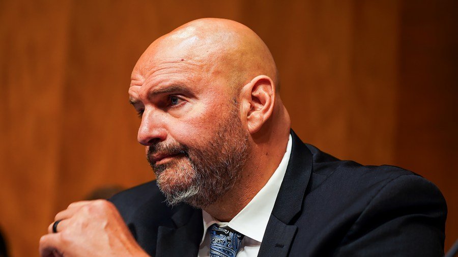 You are currently viewing Fetterman says Fauci was ‘a little fixated on his own fame’