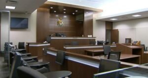 Read more about the article Police to keep phones, including one by ex-Calgary mayor Gondek, in corruption probe