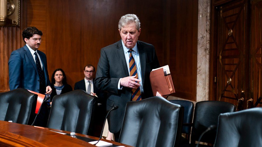 You are currently viewing Senate Republican warns Trump against delaying Blanche nomination: ‘This place could be very different’
