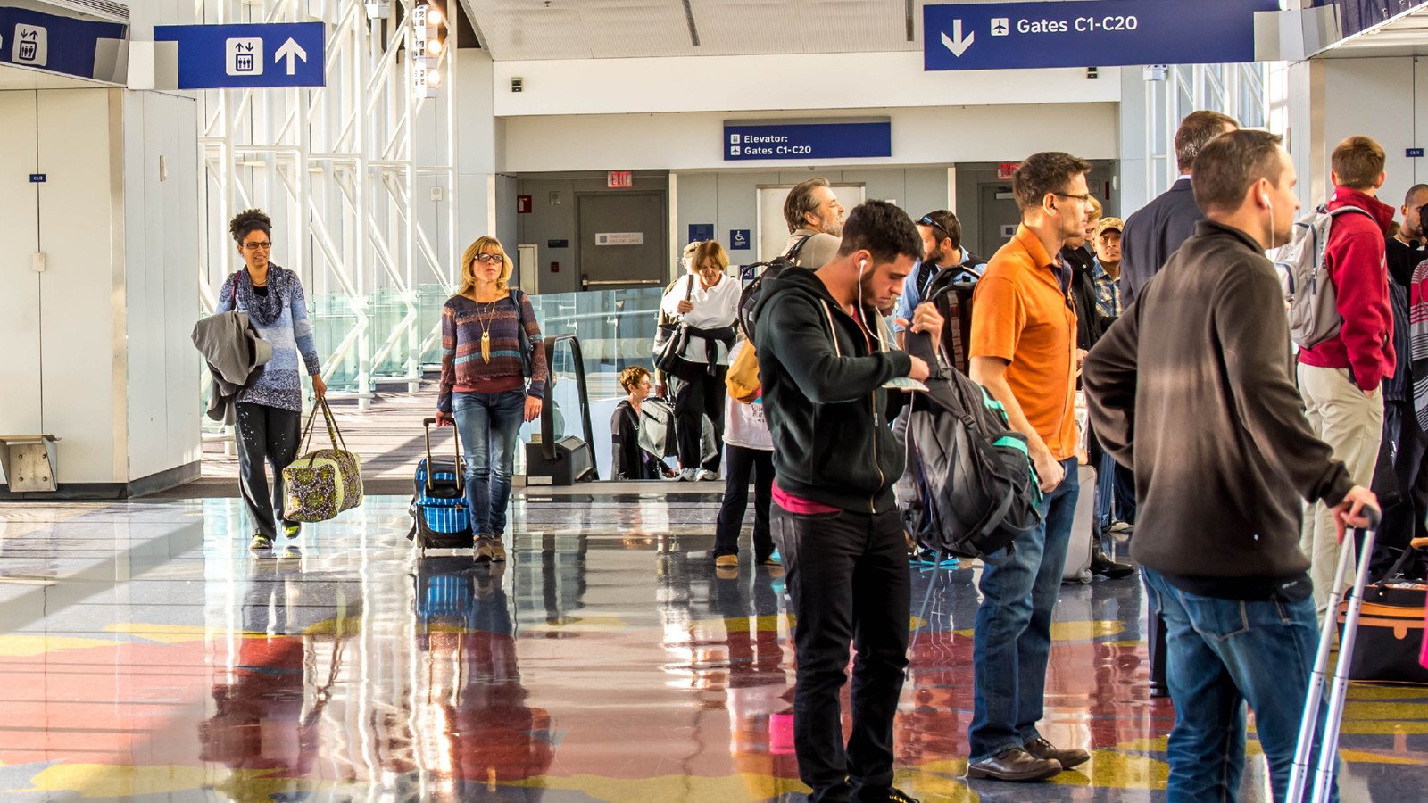 Read more about the article “I Didn’t Know I Was Taking Them:” Dallas-Fort Worth International Airport Officers Arrest Doctor As Footage Goes Viral
