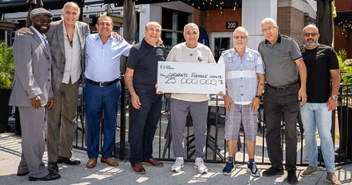 You are currently viewing 9 Quebecers share $25M Lotto Max jackpot winnings