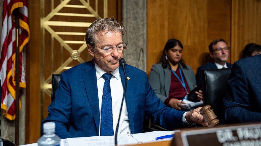 You are currently viewing Rand Paul surprised Fauci invoked Fifth Amendment despite immunity 