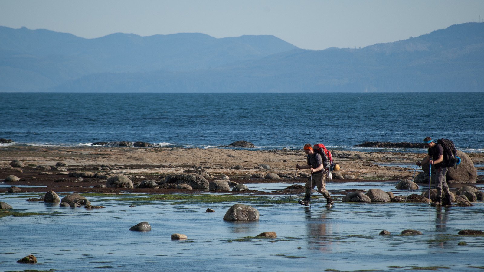 You are currently viewing Parks Canada Warns West Coast Hikers To Delay Or Cancel Trips At Beloved National Park As Evacuation Requests Rise
