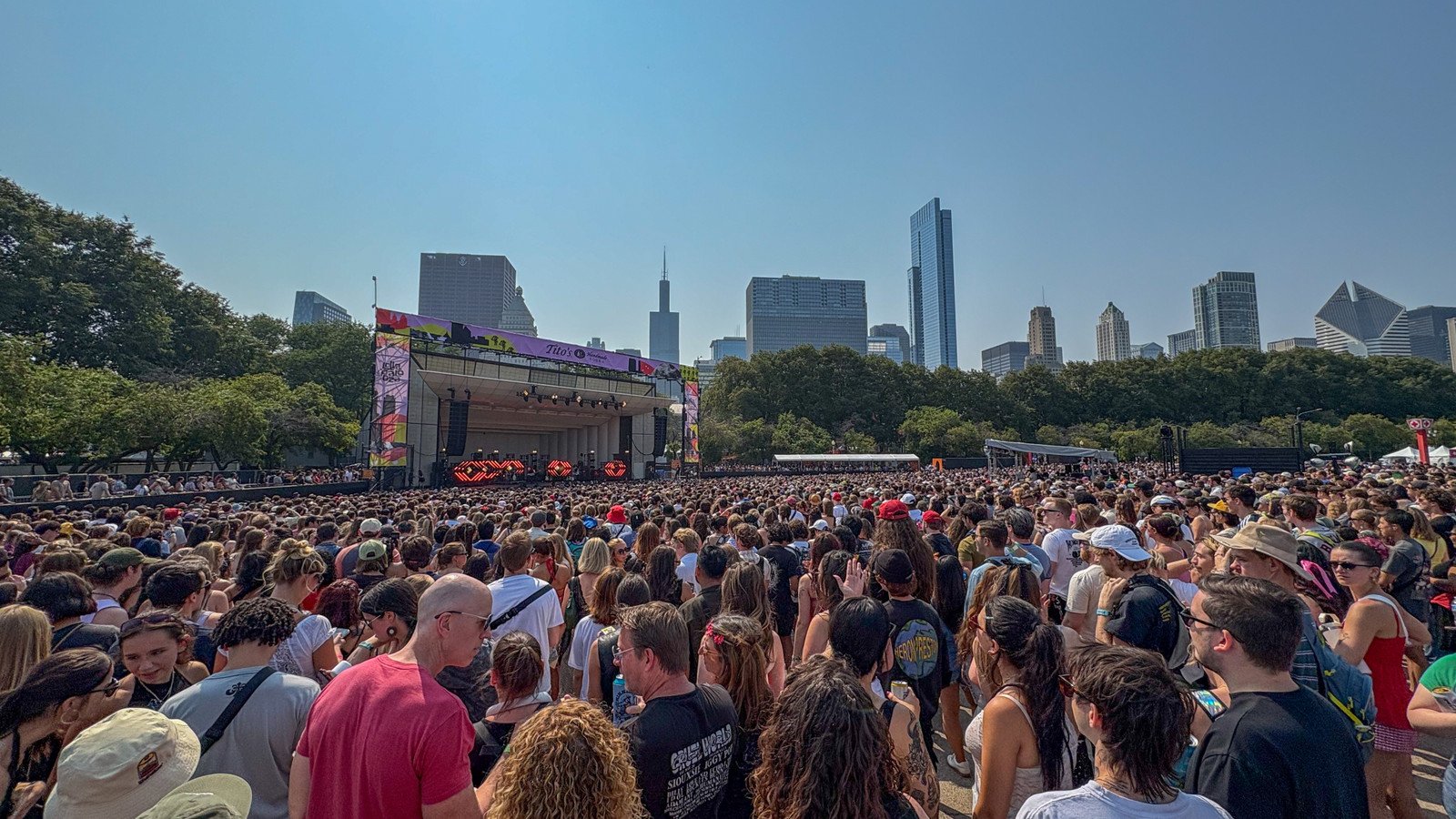 You are currently viewing Chicago’s Lollapalooza Faces Uncertainty As Powerful Storms Move Into The Central Plains And Midwest