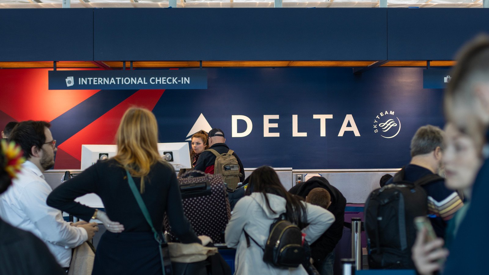 Read more about the article Delta Air Lines Cancels The Most Flights Worldwide As New Travel Warnings Are Issued For Its Major Hubs