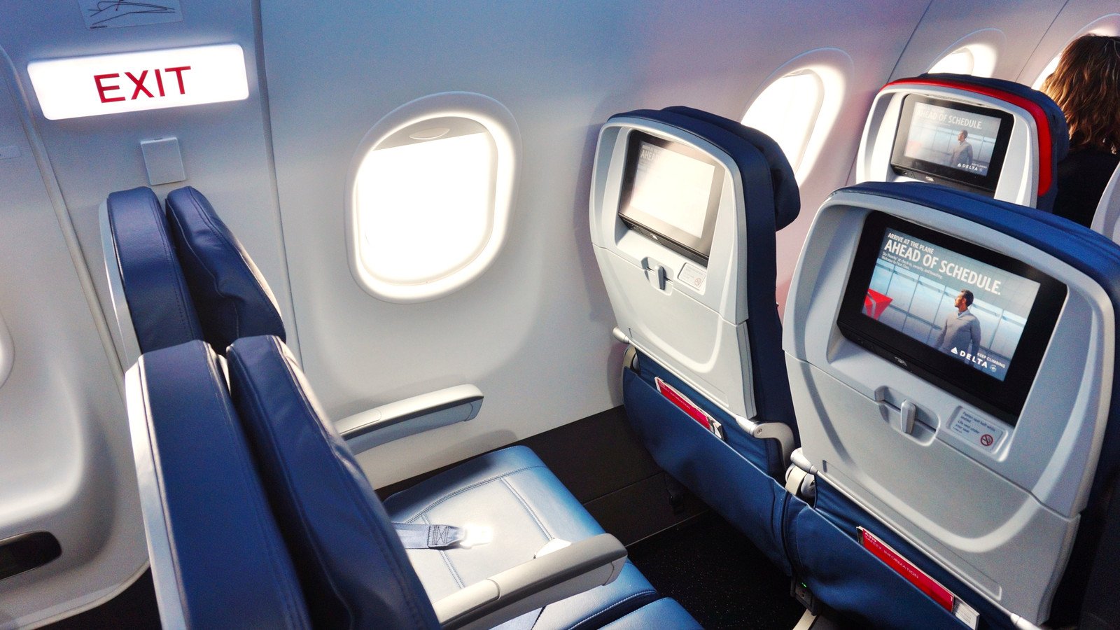 Read more about the article Delta Launched Basic Business Class But Customers Aren’t Buying It — Here’s Why